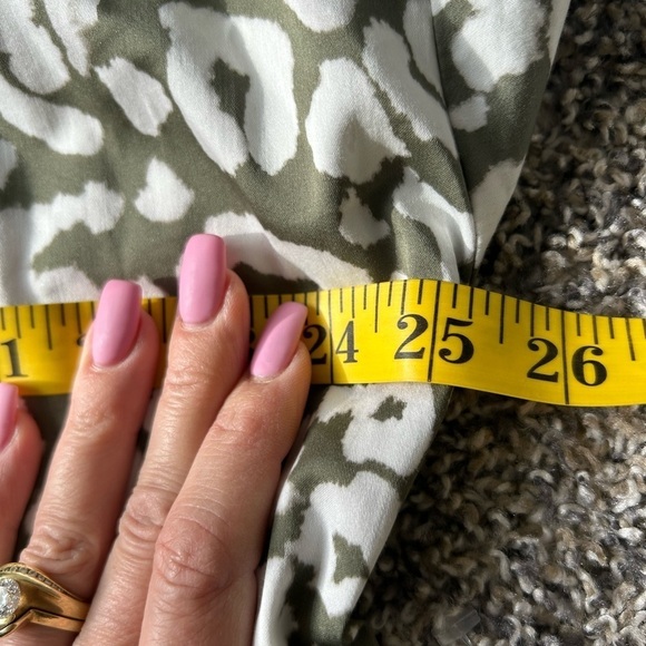 5/$25 Elizabeth and James like new babydoll style dress  size small - Picture 13 of 15